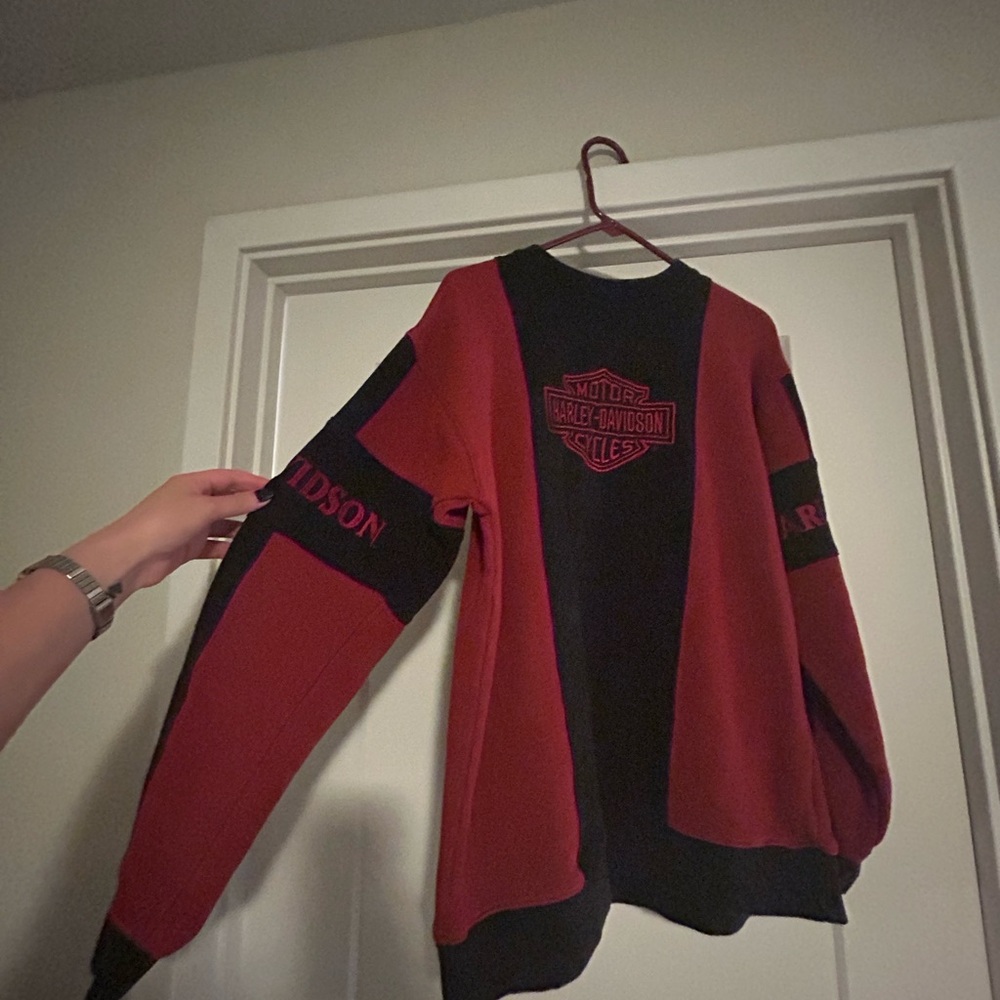 Harley-Davidson Black and Red Crewneck